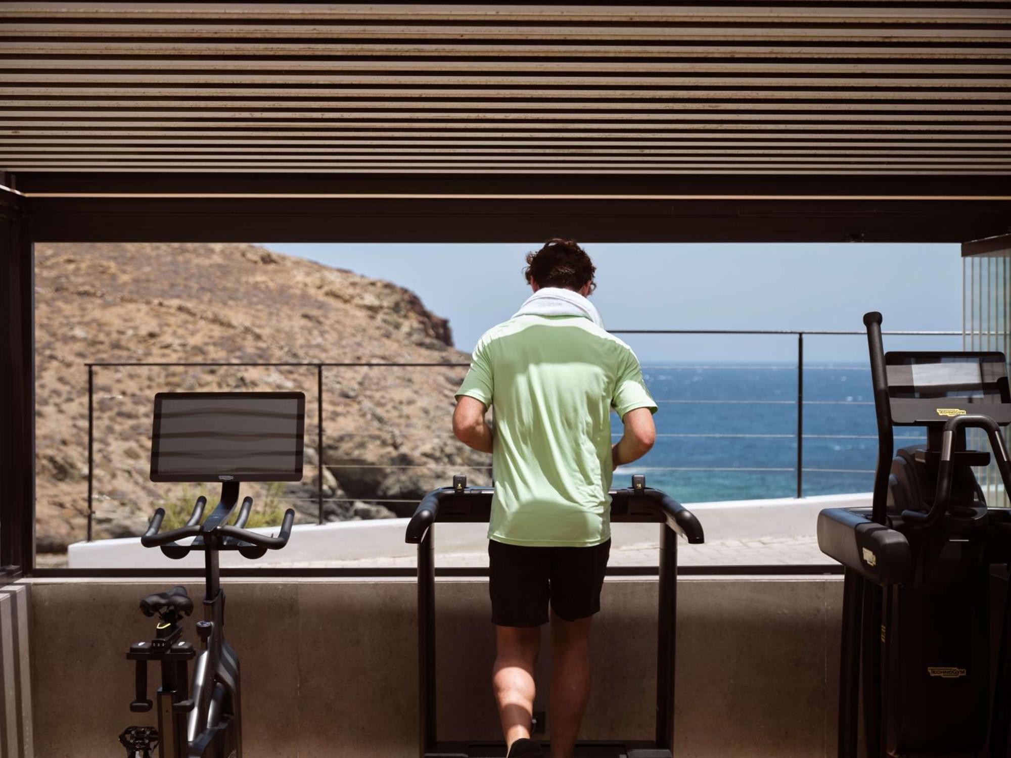 מלון Merchia Beach Semeli Coast Mykonos Curio Collection By Hilton מראה חיצוני תמונה