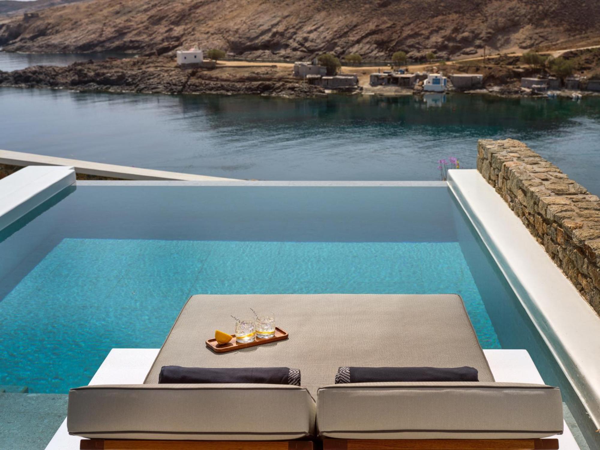 מלון Merchia Beach Semeli Coast Mykonos Curio Collection By Hilton מראה חיצוני תמונה