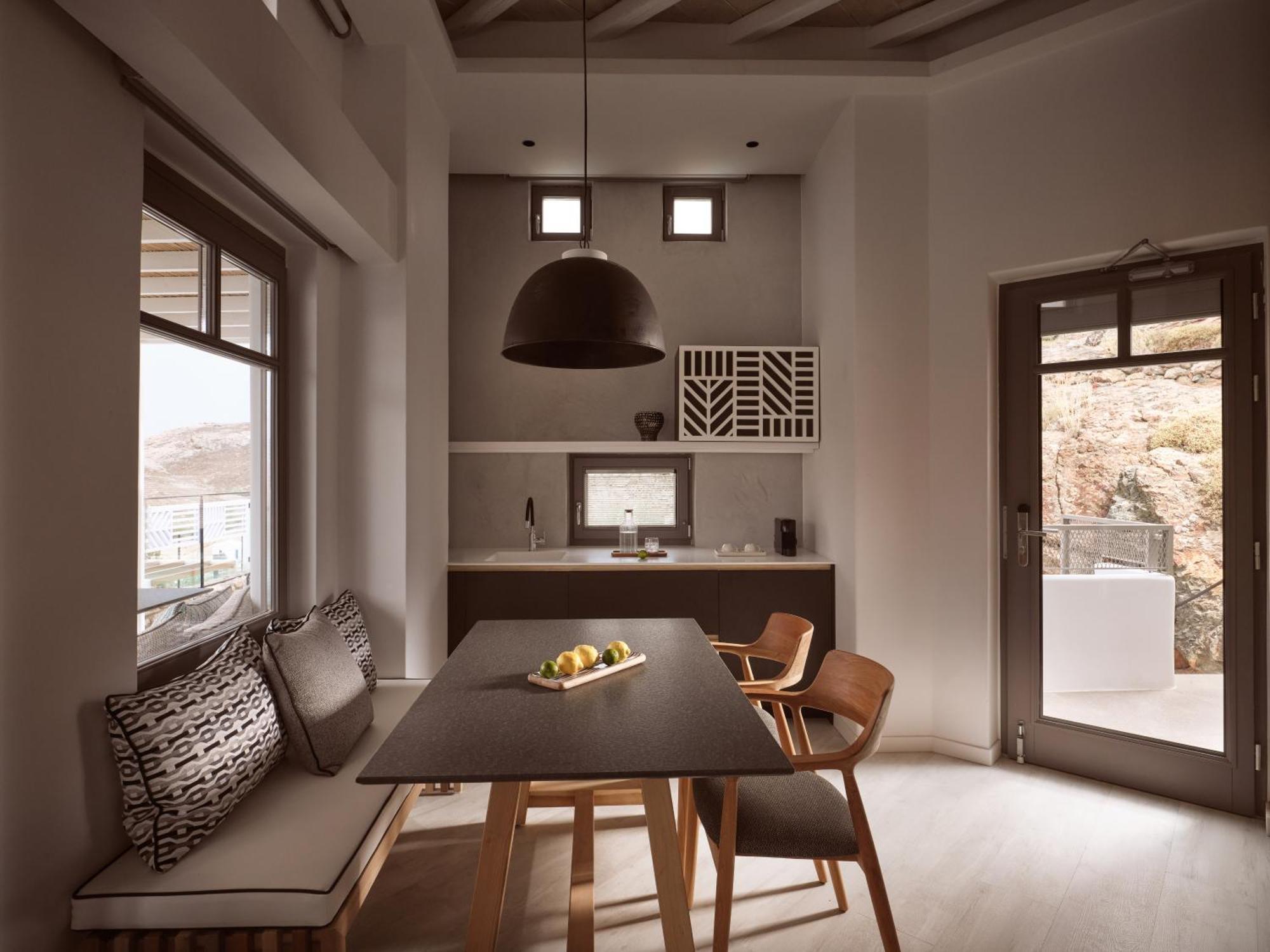 מלון Merchia Beach Semeli Coast Mykonos Curio Collection By Hilton מראה חיצוני תמונה