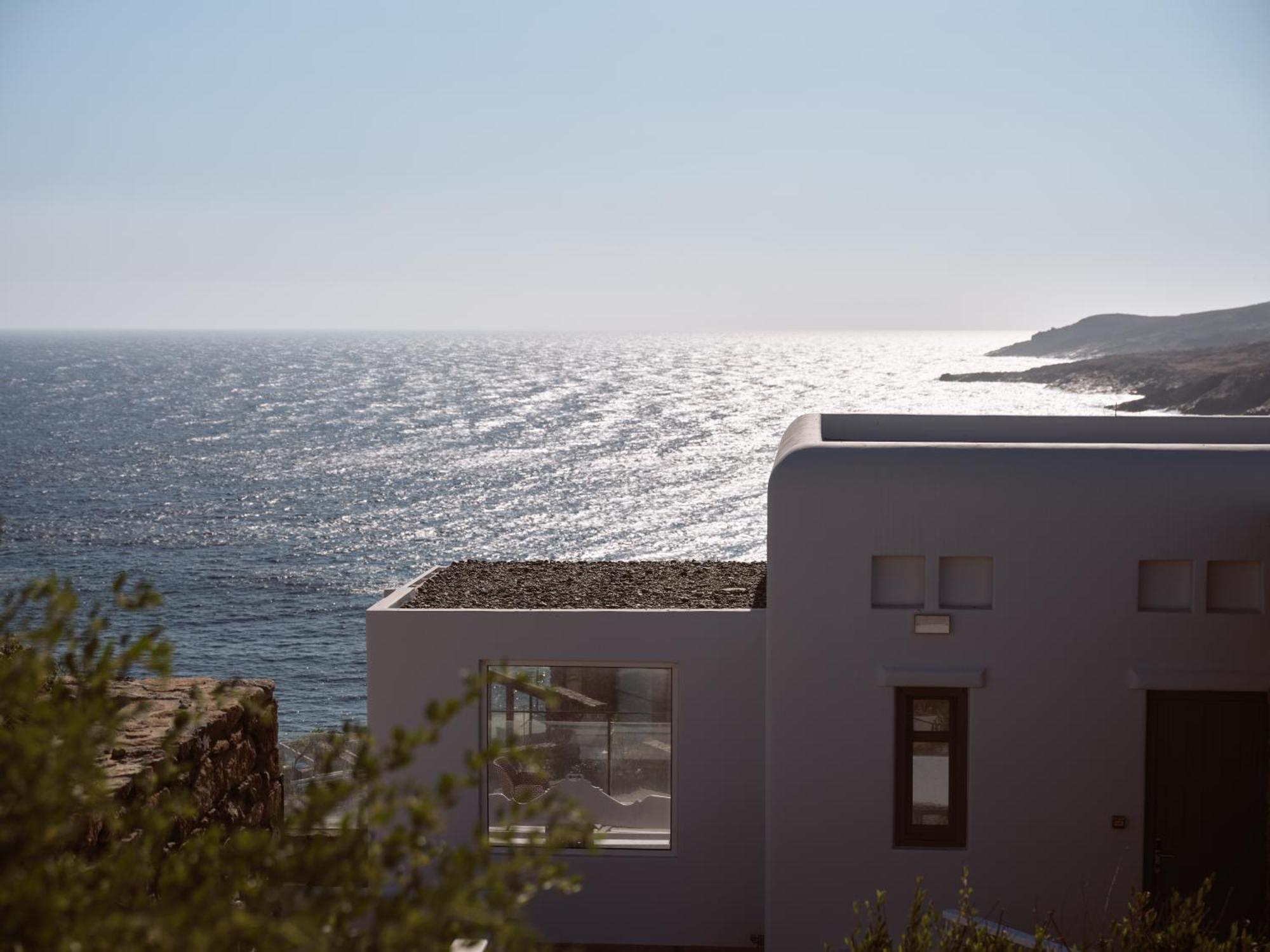 מלון Merchia Beach Semeli Coast Mykonos Curio Collection By Hilton מראה חיצוני תמונה