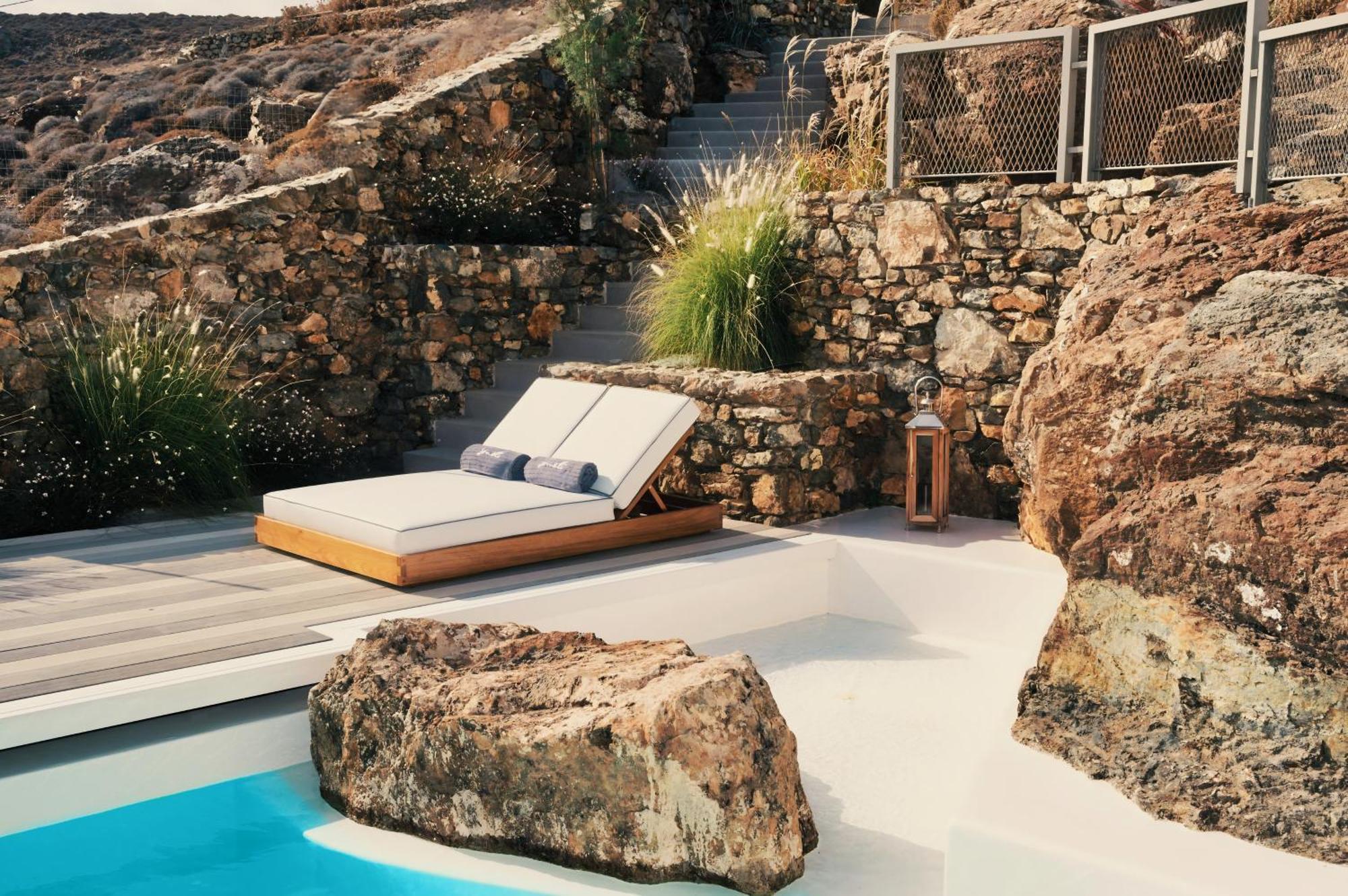 מלון Merchia Beach Semeli Coast Mykonos Curio Collection By Hilton מראה חיצוני תמונה