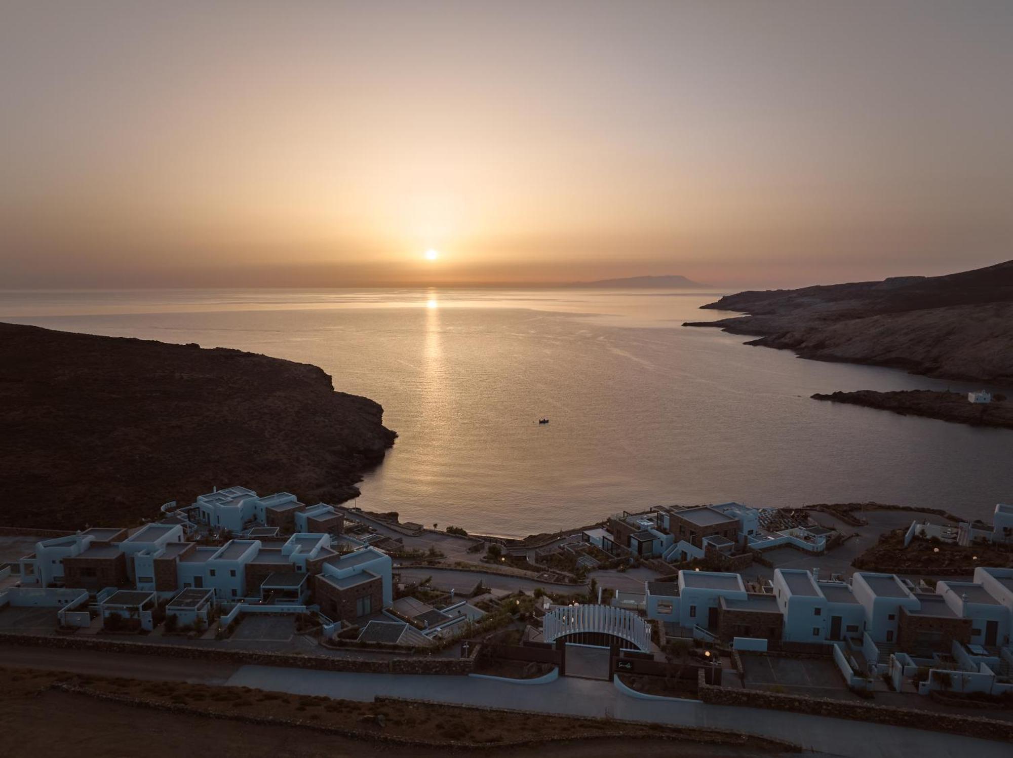 מלון Merchia Beach Semeli Coast Mykonos Curio Collection By Hilton מראה חיצוני תמונה